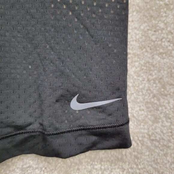 Nike One Dri-FIT Cropped Tank Top Black Women’s Medium Activewear - Picture 6 of 7